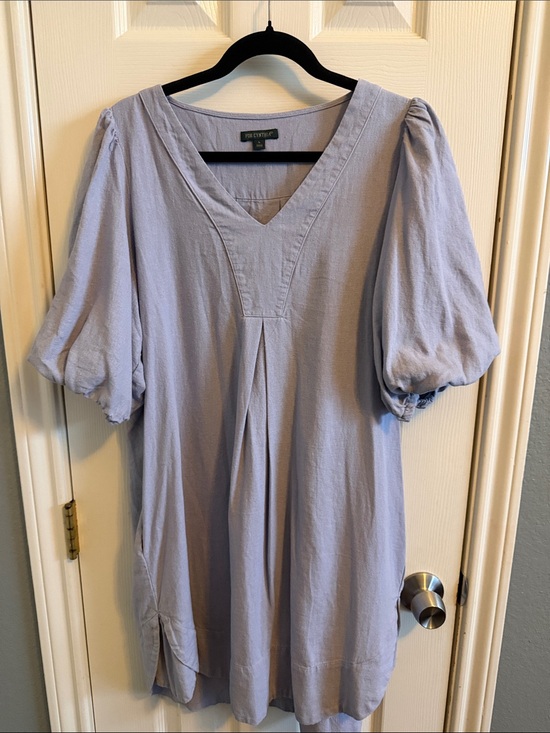 For Cynthia Dresses & Skirts - For Cynthia Lavender V-Neck Midi Dress with Puff Sleeves